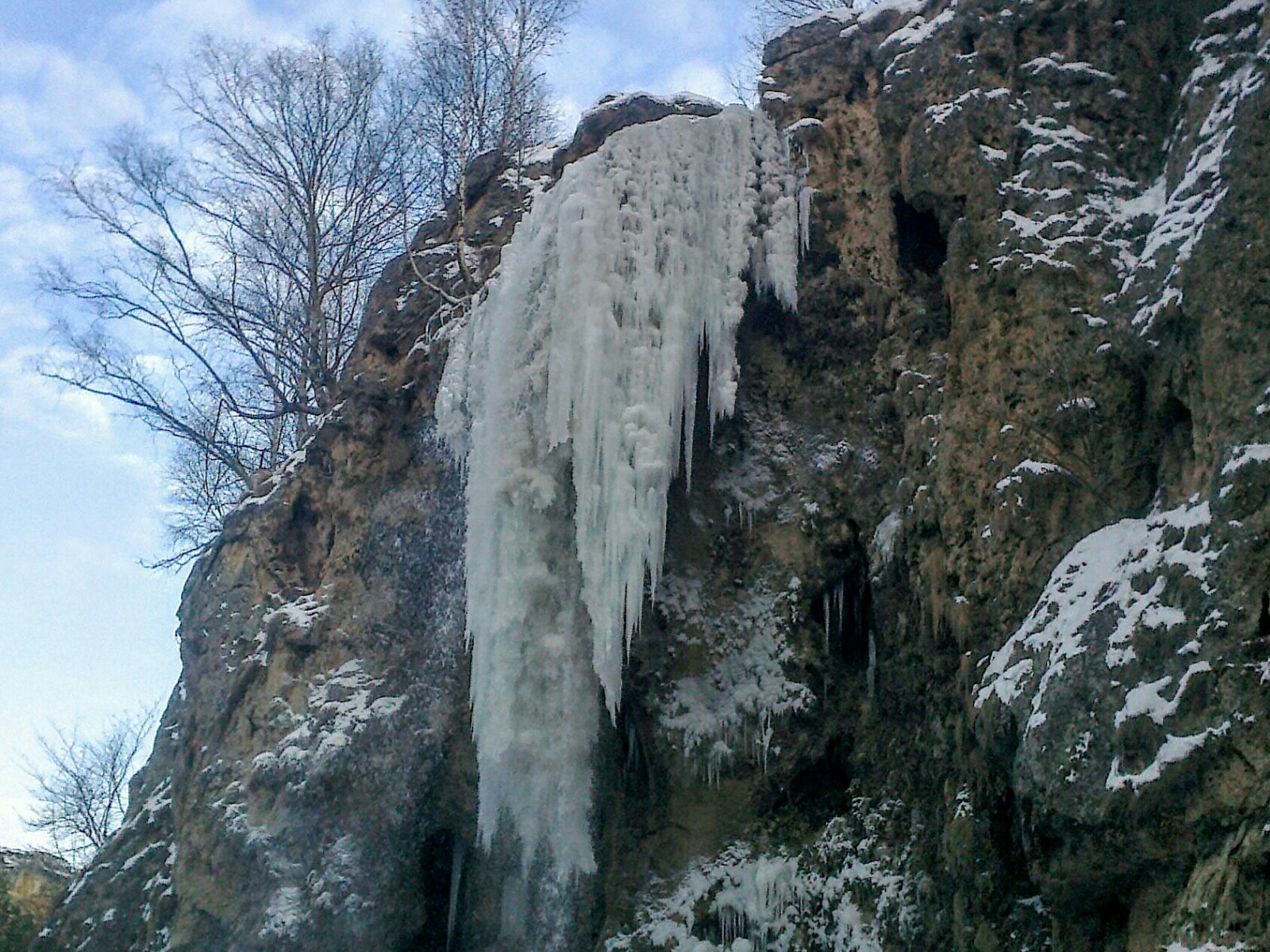 Медовые водопады Кисловодск в марте