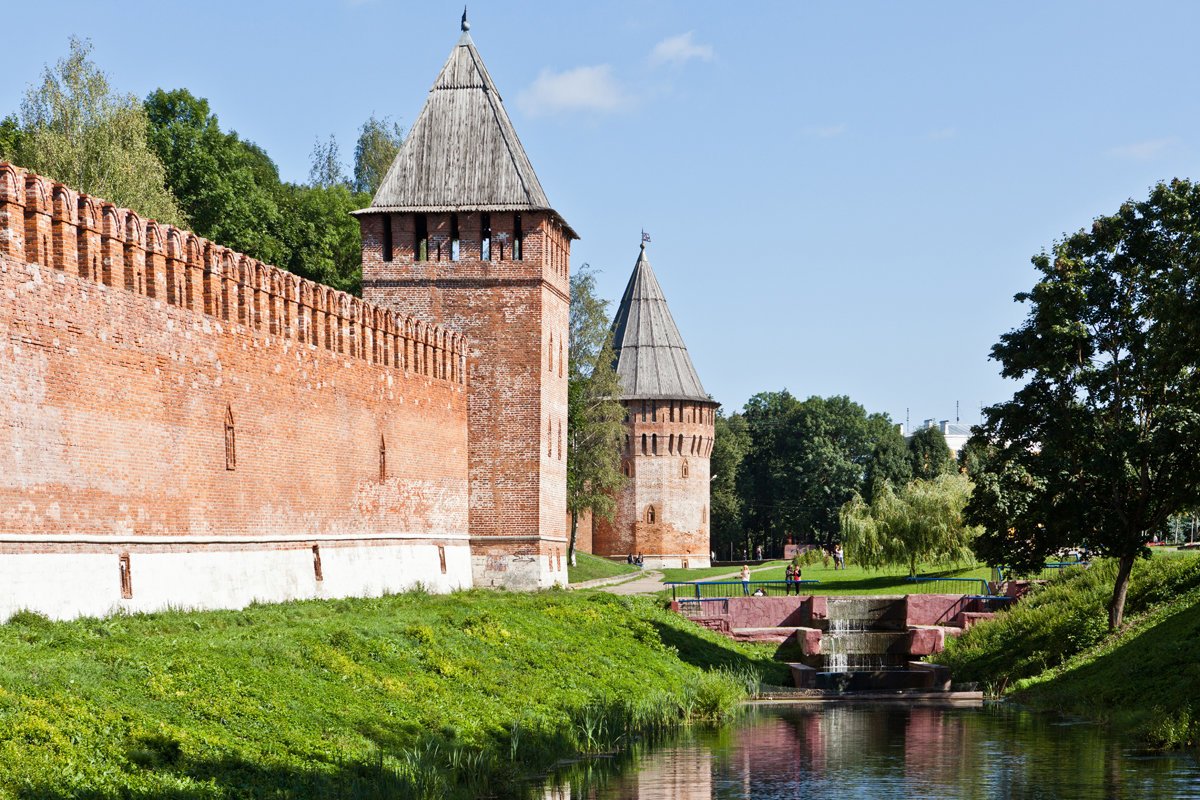 Город-щит, город-ключ к сердцу России (обзорная экскурсия с посещением  Успенского собора) — экскурсия на «Тонкостях туризма»