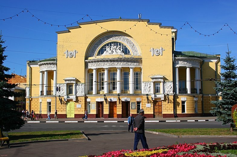 Волковский театр зала