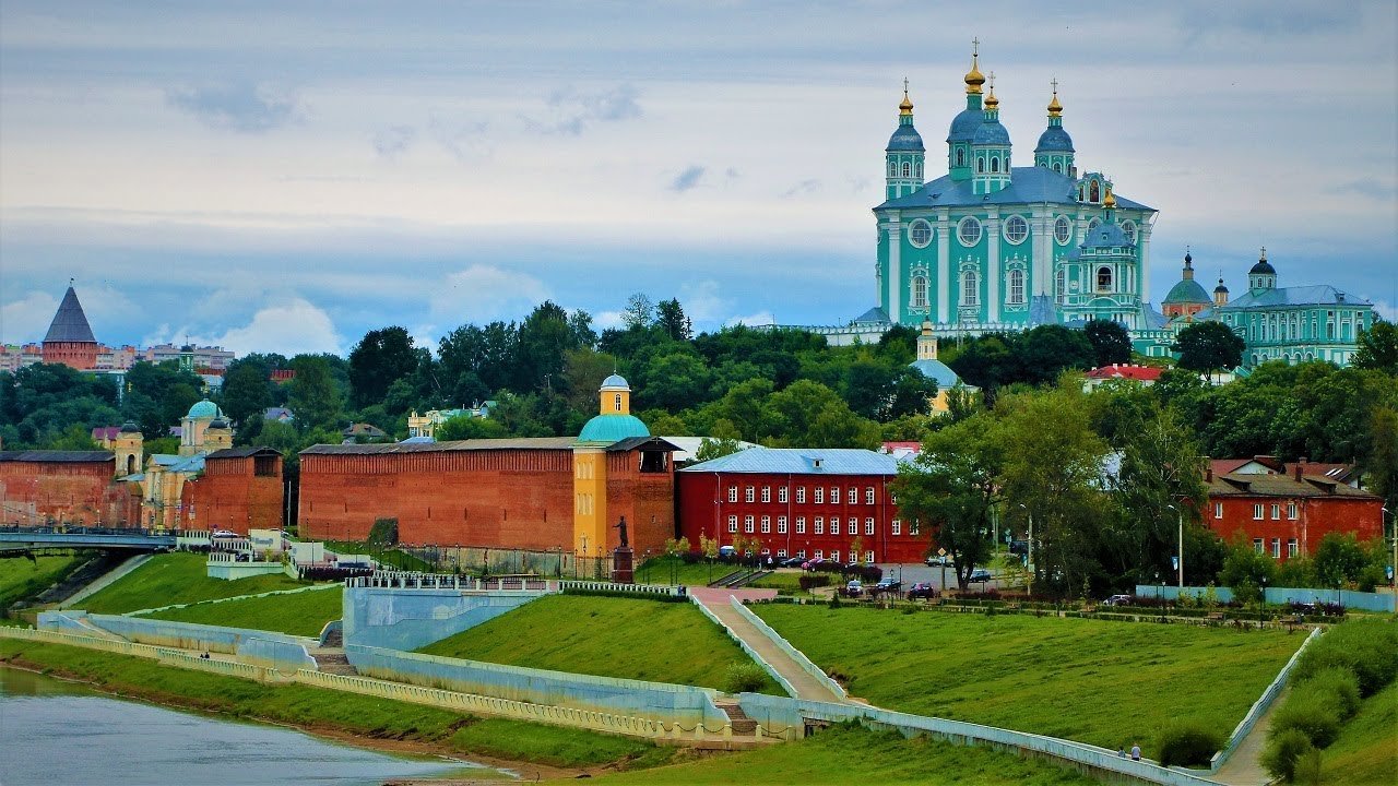 Успенский собор Смоленск панорама