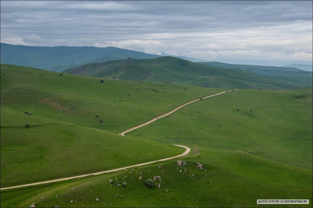 Гора бешбармаг сиазаньский район фото Таинственная гора Бешбармаг - экскурсия на "Тонкостях туризма"