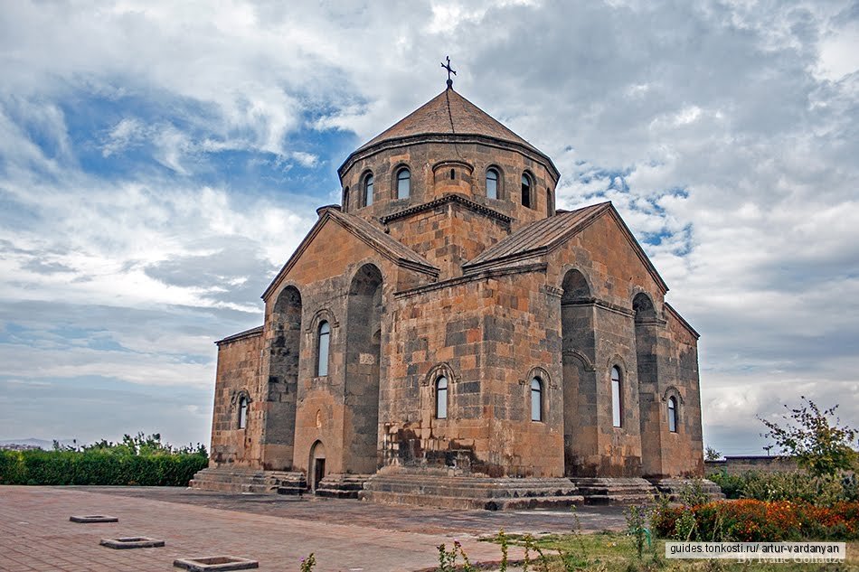 Церковь Святой Рипсиме в Эчмиадзине